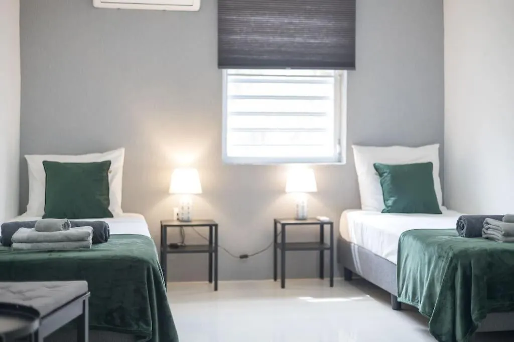 New!!! Villa Valdi Breeze Near Jan Thiel ウィレムスタッド 0*,