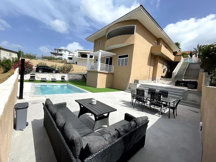 Casa vacanze New!!! Villa Valdi Breeze Near Jan Thiel Willemstad Curaçao
